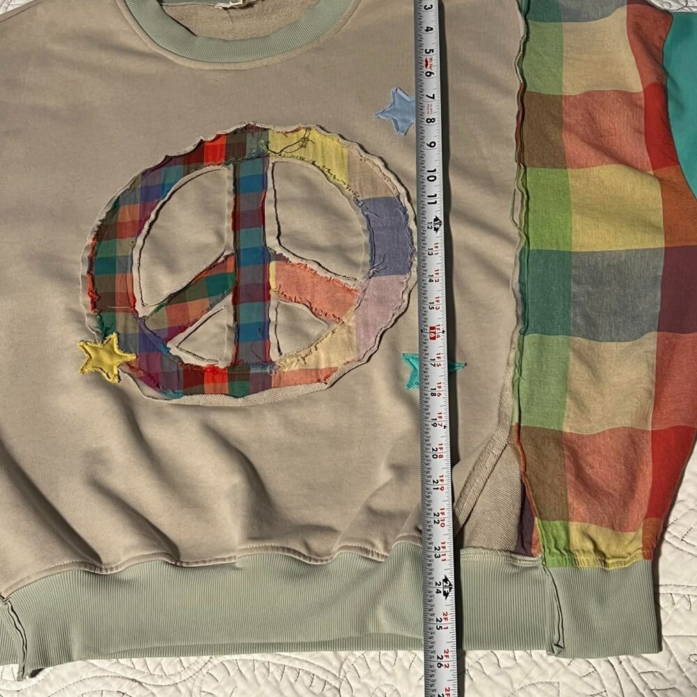 NWOT Sage & Fig Boho Sweatshirt Oversized Peace Applique Size L - Picture 3 of 12